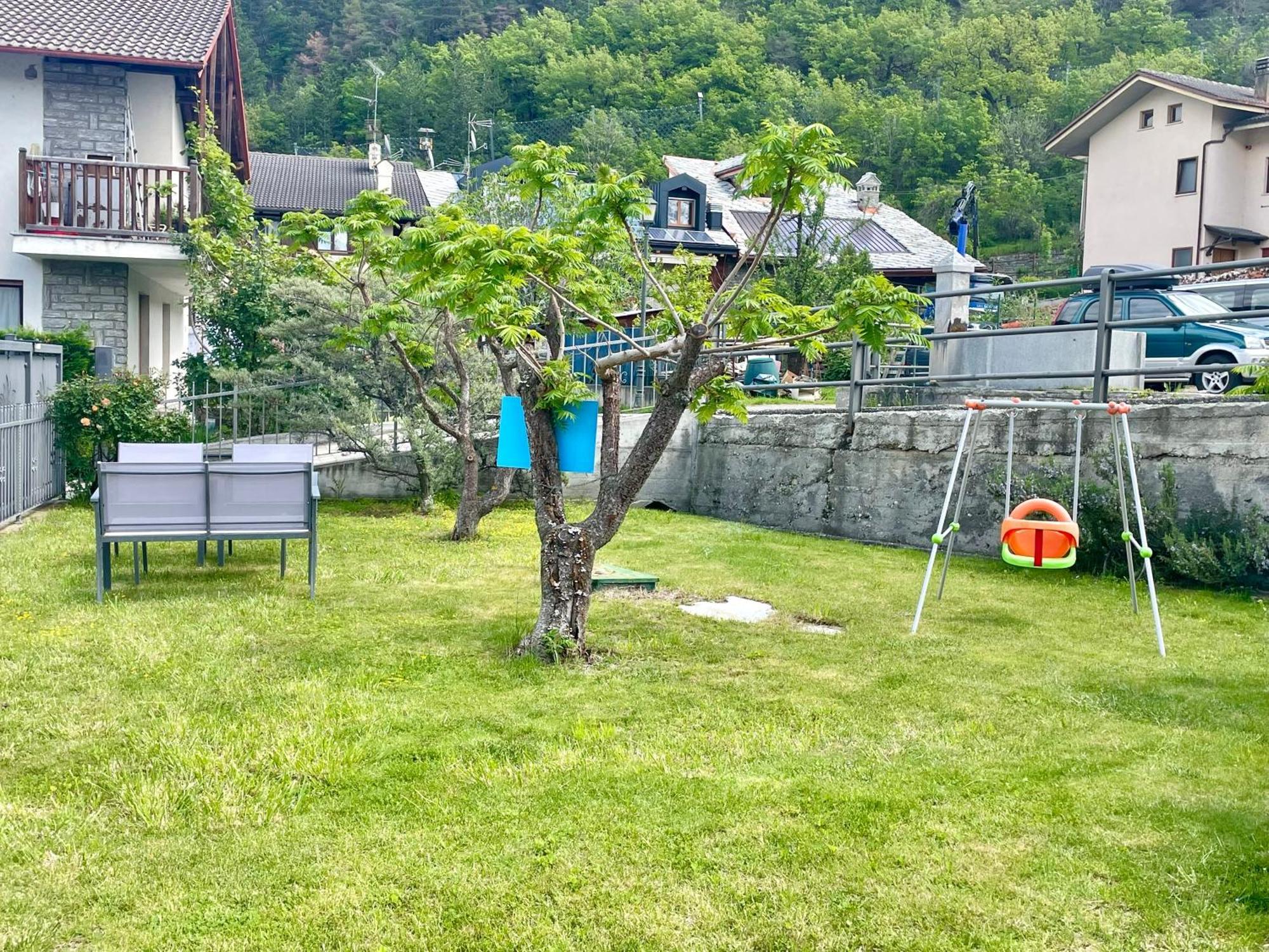 Casa Kristel Cir Comunale N 14 อาออสตา ภายนอก รูปภาพ