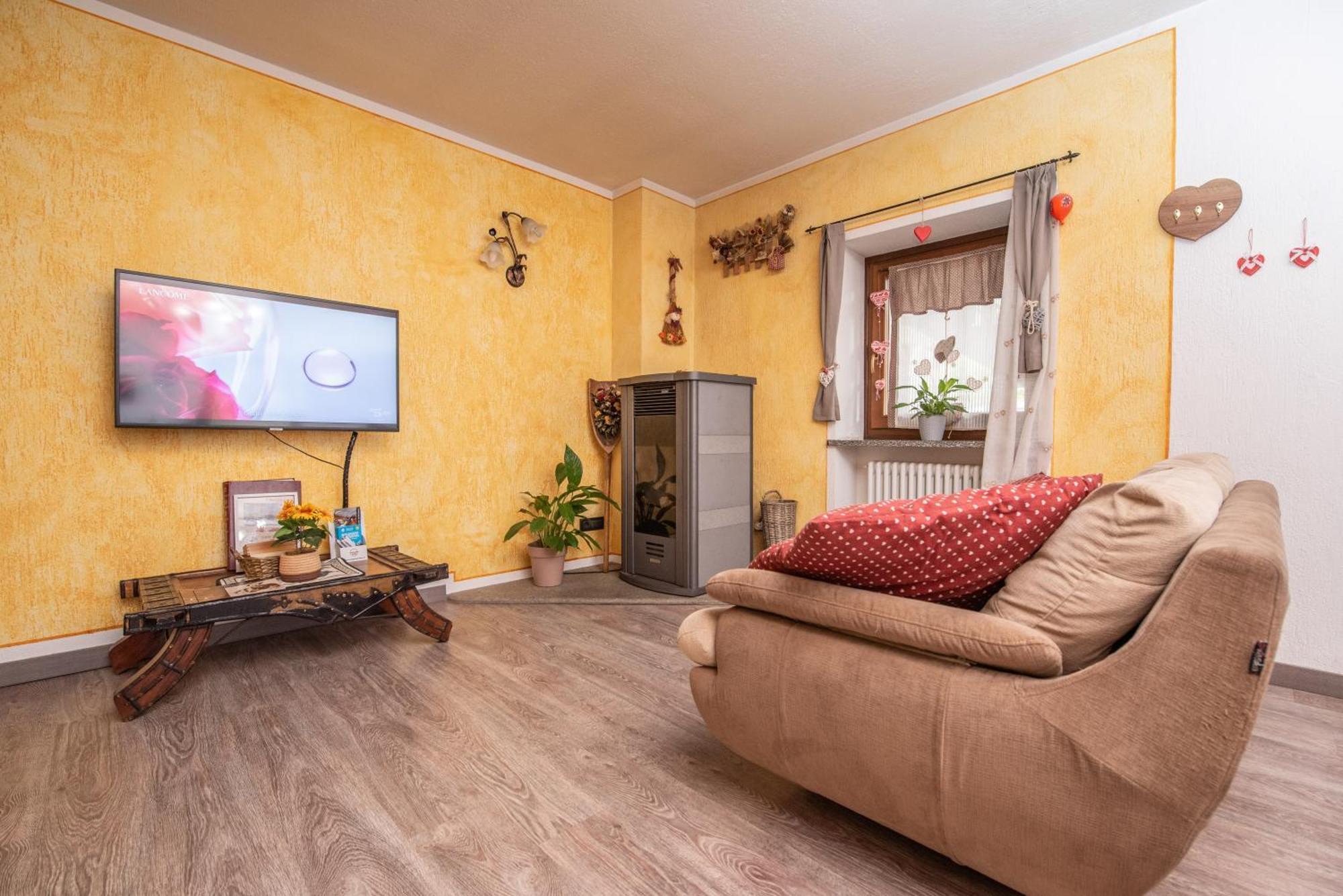 Casa Kristel Cir Comunale N 14 อาออสตา ภายนอก รูปภาพ